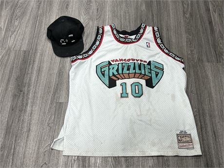 MIKE BIBBY GRIZZLES JERSEY & GRIZZLIES HAT