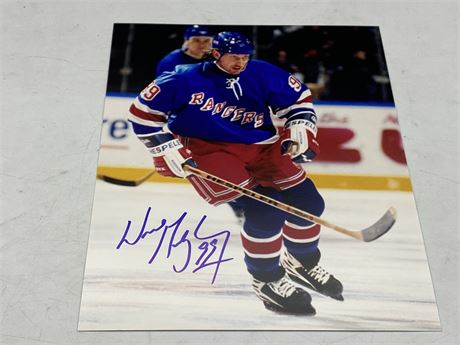 SIGNED WAYNE GRETZKY PICTURE 8”x10”
