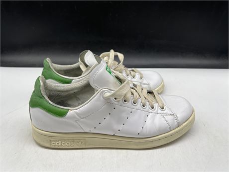 STAN SMITHS ADIDAS SHOES SIZE 7.5
