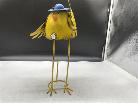FOLK ART METAL CHICK WITH BACKPACK 14”