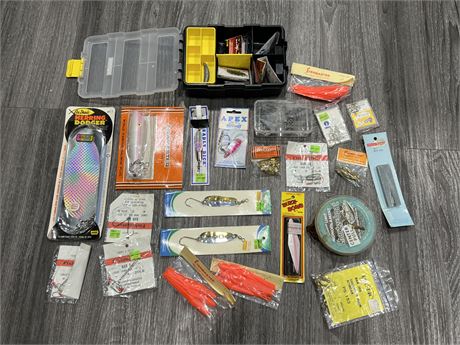 LOT OF ASSORTED FISHING GEAR