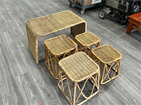 MCM RATTAN TABLE W/4 STACKABLE STOOLS