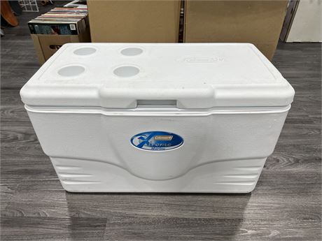 LIKE NEW COLEMAN COOLER - 29”x17”x15”