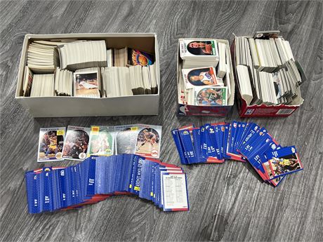 LOT OF 90s NBA CARDS