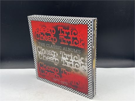 CHEAP TRICK 5LP BOX SET - THE CLASSIC ALBUMS - MINT (M)