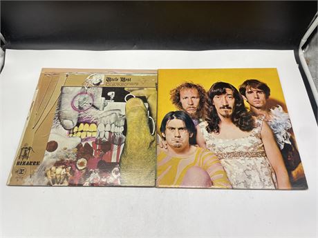 2 MISC RECORDS W/ GATEFOLD (1 IS EARLY PRESSING) - VG (SLIGHTLY SCRATCHED)