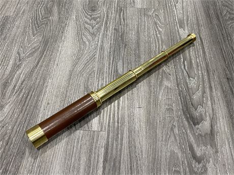 VINTAGE JAPANESE EXTENDABLE 30X40 SPYGLASS (Extends to 22”)