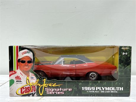 AMERICAN MUSCLE JOHN FORCE 1969 PLYMOUTH 1/18 SCALE DIECAST