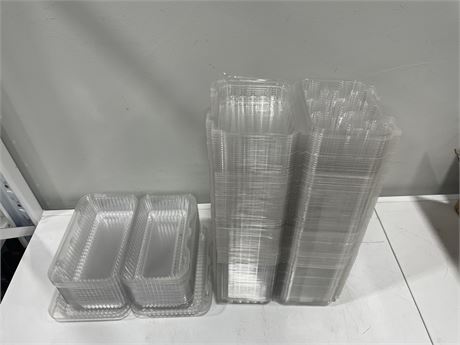 LOT OF NEW PLASTIC BAKING CONTAINERS