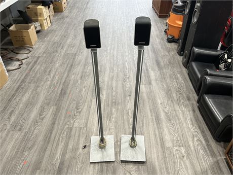 2 SAMSUNG SPEAKERS ON STANDS (43” tall)