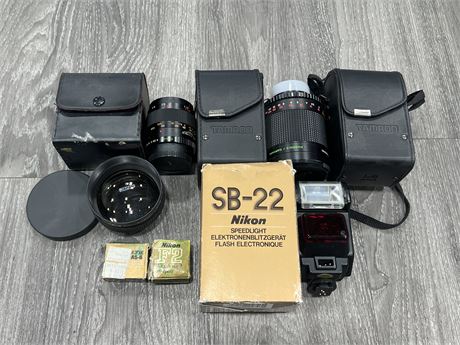 LOT OF MISC CAMERA LENSES & ECT