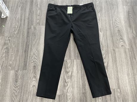 (NEW) H&M SLIM FIT 4-WAY STRETCH PANTS WITH TAGS SIZE XXL