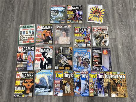 23 VINTAGE TOY FARE AND COMPUTER GAMING MONTHLY MAGAZINES