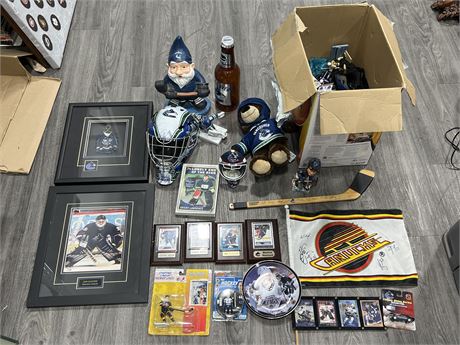 LOT OF CANUCKS / NHL COLLECTABLES