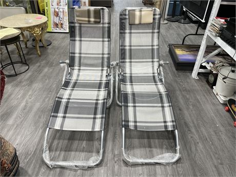 2 NEW TILING LOUNGE POOL CHAIRS