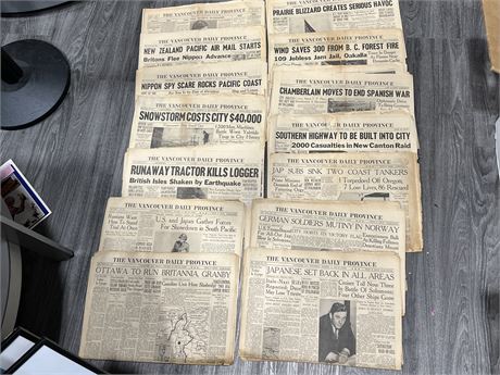 LOT OF VINTAGE VANCOUVER NEWSPAPERS - MOSTLY WAR TIME