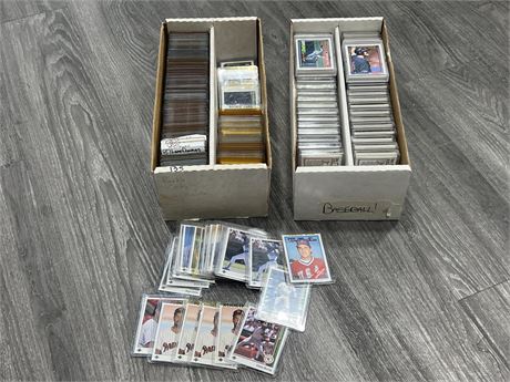 2 BOXES OF MLB CARDS - MANY ROOKIES IN TOPLOADERS