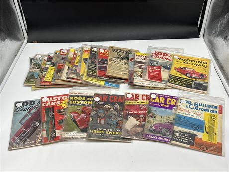 COLLECTION OF VINTAGE CAR MAGS