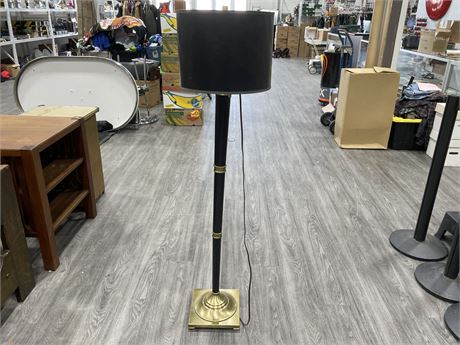 57” STANDING LAMP - WORKS
