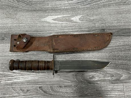 ORIGINAL USMC 1942 K-BAR KNIFE IN LEATHER SHEATH - 12”