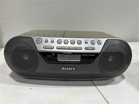 SONY CFD-S05 BOOMBOX