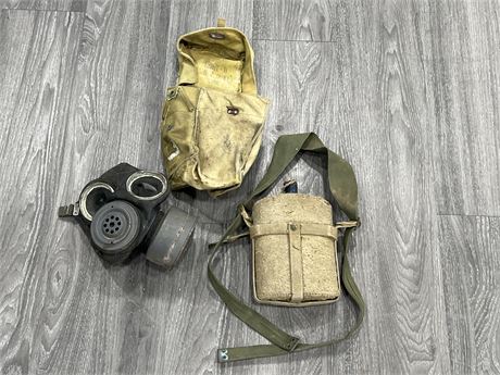 VINTAGE WW2 GAS MASK & CANTEEN