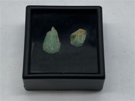 GENUINE COLOMBIAN EMERALD CRYSTAL SPECIMENS - 5.75CT