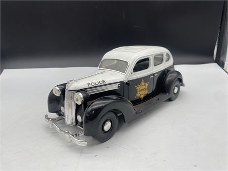 CHILDRENS PLASTIC POLICE TOY CAR 12” LONG
