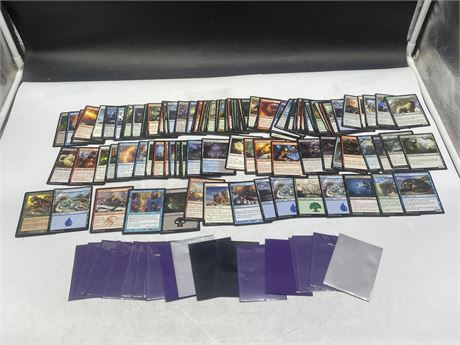 LOT OF MISC MAGIC THE GATHERING CARDS & CARD SLEEVES