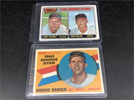 2 1960s ROOKIE STARS CARDS
