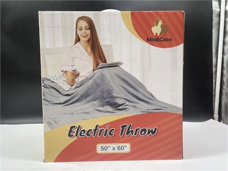 MIA & COCO ELECTRIC THROW BLANKET (50”x60”)
