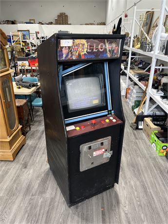(WORKING) 1989 WILLOW UPRIGHT ARCADE CABINET / GAME BY CAPCOM (68” tall)