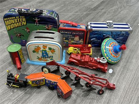 LOT OF TIN & METAL TOYS - MOSTLY VINTAGE