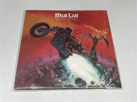 MEAT LOAF - BAT OUT OF HELL (PE34974) VG (SLIGHTLY SCRATCHED)