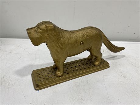 1899 HARPER SUPPLY CO. CAST IRON DOG NUTCRACKER (12.5” Long)