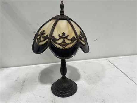 HEAVY BRONZE STAINED GLASS LAMP 15”