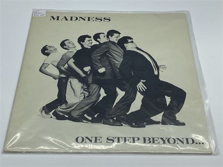 MADNESS - ONE STEP BEYOND… - VG+ (slightly scratched)