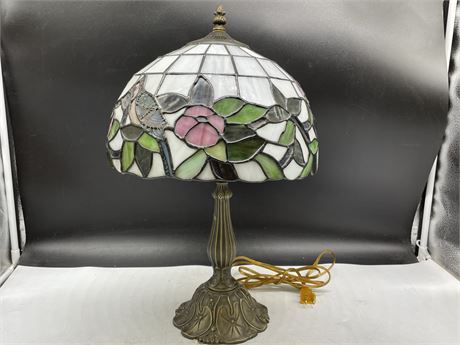 STAINED GLASS BRONZE TABLE LAMP - 19”