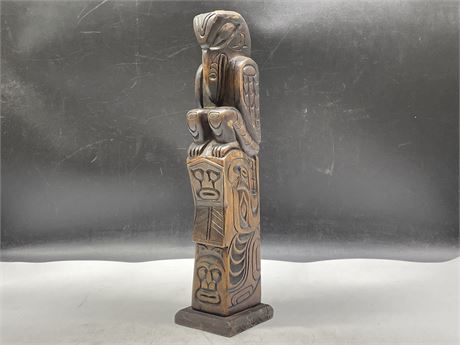 EARLY WEST COAST CARVED TOTEM SIGNED W DICK (15”)