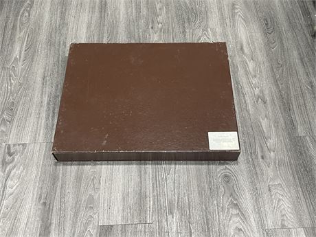 EXTREMELY LARGE PRIVATE DOCKS UNLIMITED BLANK PAGE SAMPLE BOOK 20"X25"X3"