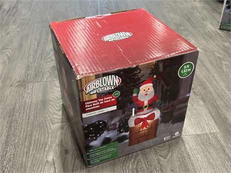 5FT SANTA INFLATABLE IN BOX