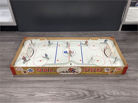 VINTAGE TABLE HOCKEY GAME - 3FT x 16”
