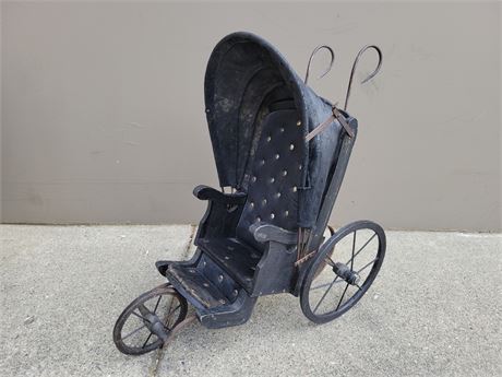 VICTORIAN STYLE DOLL BUGGY