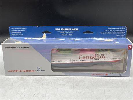 IN BOX CANADIAN AIRLINES BOEING 747-400