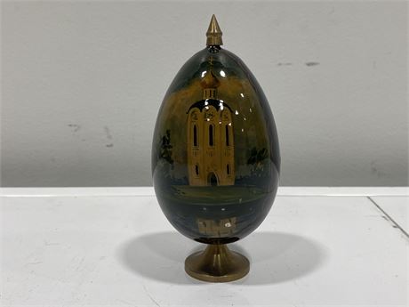 HAND PAINTED RUSSIAN LACQUER EGG