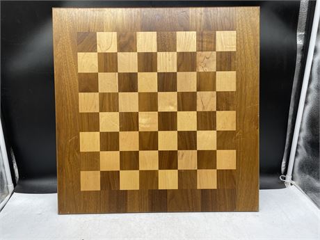 WOODEN CHESS / CHECKERS BOARD 21”x21”