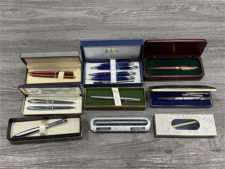 LOT OF COLLECTABLE PENS - SHEAFFER, PARKER ETC.
