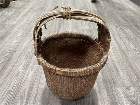 ANTIQUE CHINESE WOVEN BENT HANDLE RICE / FISHING BASKET - 17”x11”x10”