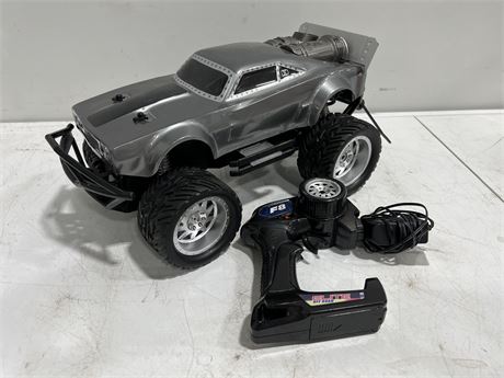 FAST & FURIOUS REMOTE CONTROL CAR W/CHARGER & CONTROLLER