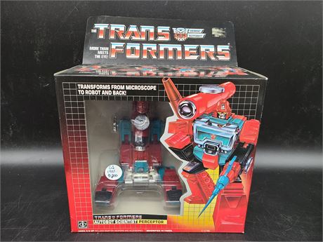 1985 G1 TRANSFORMER COMPLETE WITH WEAPONS & INSERTS
